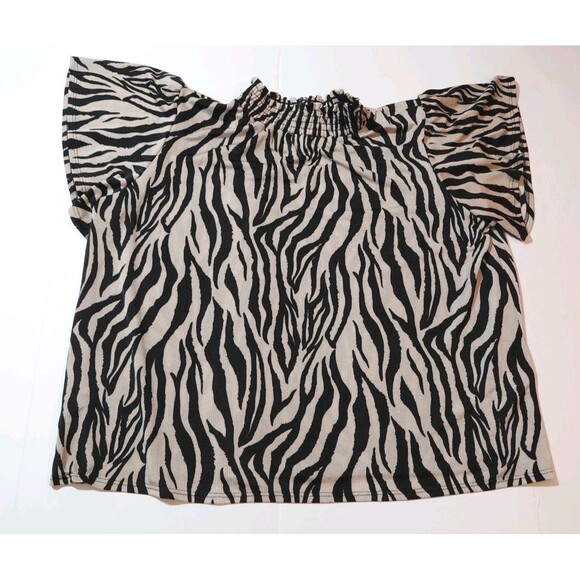 Stitch Fix Beacon Apparel XXL Mock Neck Zebra Print Short Flutter Sleeves Top - Picture 1 of 10